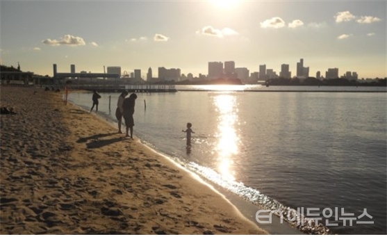일본 동경 오다이바에 조성된 인공해변. 사진=옥승철
