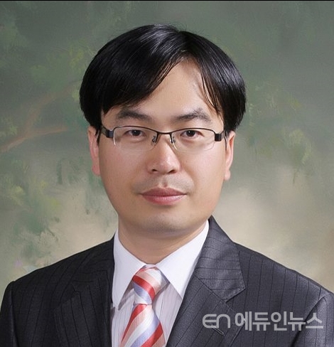 최우성 전국교육연합네트위크 공동대표/ 경기 대부중 교사
