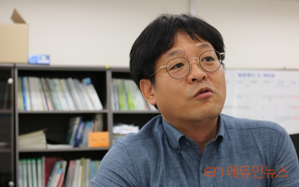 김민수 전국대학입학처장협의회장은 교육부의 정시 비율 확대 정책에 대해 '교사 주도의 타율적 교육으로의 회귀'를 우려했다.(사진=지성배 기자)