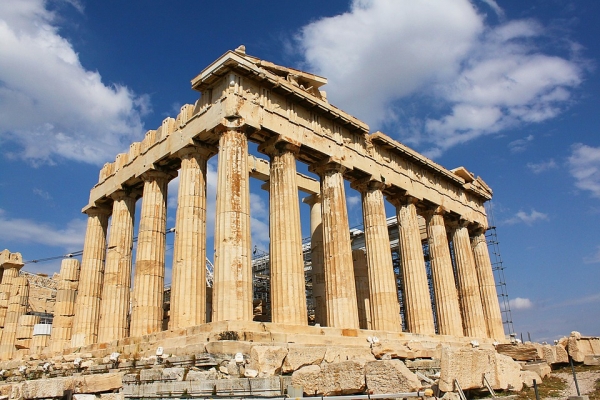 아테네 파르테논 신전. 고대 그리스와 아테네의 민주정과 유럽 문화권의 오랜 상징으로 세계적으로 위대한 기념물로 인정받는다.(사진=픽사베이)